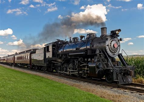 Beleco 6x4ft Fabric Historic Steam Train Photography