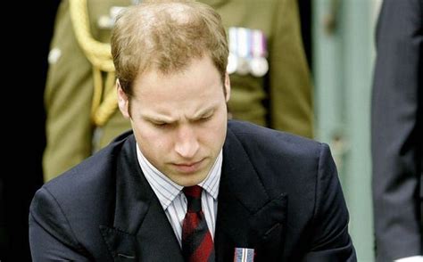 W trakcie jednego ze spotkań wnuk elżbiety ii zażartował, mówiąc, że książę i księżna cambridge roznoszą koronawirusa. Książę William uratował człowieka!