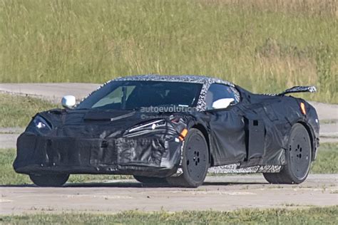 Geçmişte ikiz turbolu orta sınıf bir motora sahip olacağı iddia edilen 2022 corvette z6 için ortaya atılan yeni söylentiye göre araçta atmosferik v8 motor yer alacak. Widebody 2022 Chevrolet Corvette Z06 Spy Video Features ...