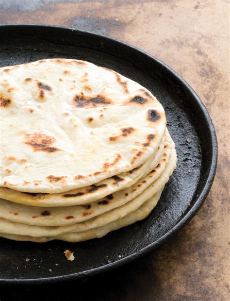 You just need 5 simple ingredients to make tender, delicious flour tortillas at home! Flour Tortillas Recipe | Leite's Culinaria