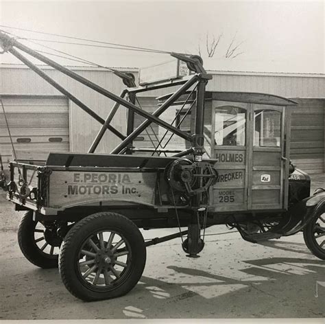 1920s Wooden Car Ford Wrecker With A Holmes Boom Mechanism Tow