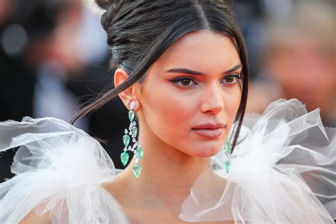 Kendall Jenner See Through 93 Photos  Nude Celebrity