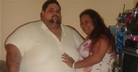 Worlds Fattest Man Too Big For Wedding Night Sex Ate Himself To Death
