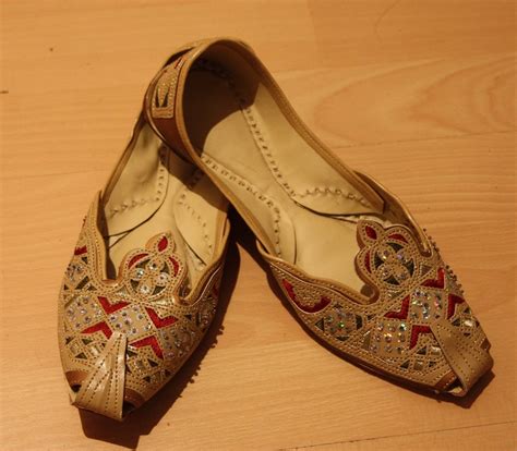 Traditional Pakistani Embroidered Shoes Pakistani Etsy