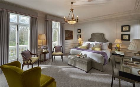 Knightsbridge hotel is a great option for travelers interested in culture, history and of course, luxury shopping due to its amazing location in knightsbridge; The-Best-5-Star-Hotels-in-London-6 The-Best-5-Star-Hotels ...