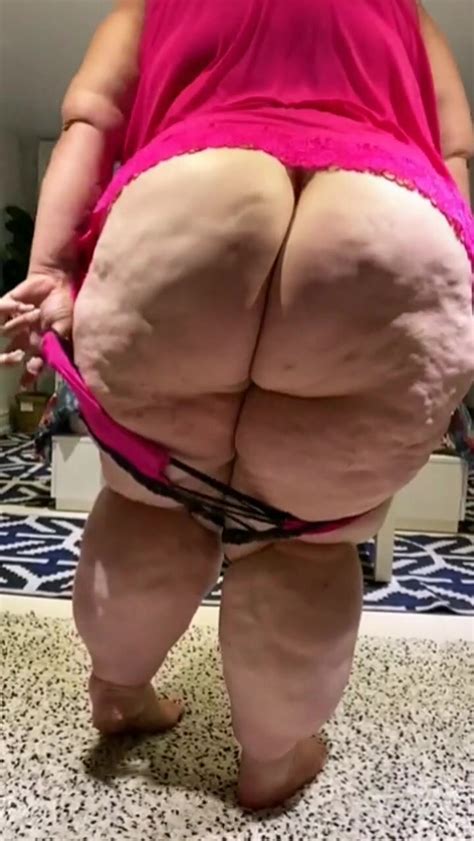 Farting Two Ssbbw Wearing Panties Blowing Her