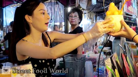 amazing street food in asia thailand hottest vendors deliciouse fruit shakes and thai street