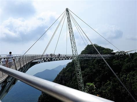 【ランカウイ】傾斜42度の絶叫ケーブルカー「スカイ・キャブ」＆ 天空の橋「スカイ・ブリッジ」 | マレーシアマガジン マレーシア移住のための情報サイト