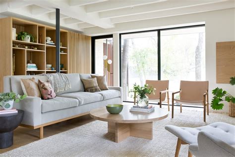 Ideas To Decorate Your Minimalist Living Room With A Corner Sofa