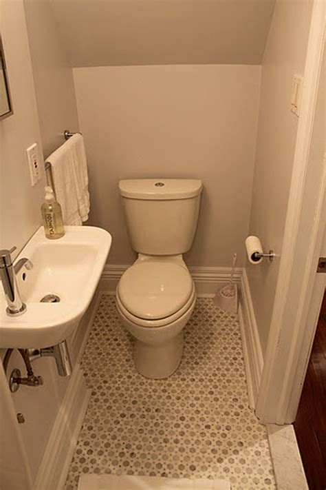 20 Smallest Powder Room Size