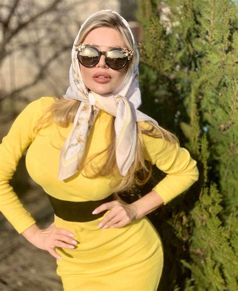 pin by kkrisz on női divat fashion sweaters for women yellow dress