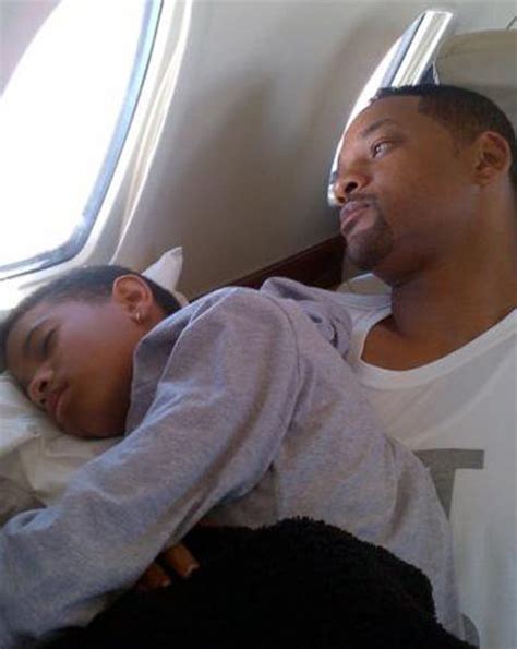 Will Smith S Babe Willow Shows She S A Daddy S Girl By Falling
