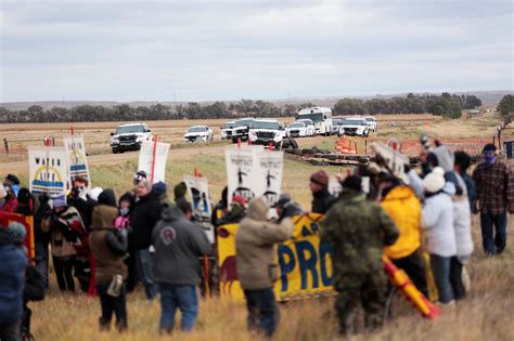 More Than 80 Arrested At Dakota Access Pipeline Protest Cbs News