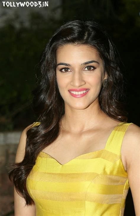 Tollywood Kriti Sanon Biography Wiki Height Weight Body Measurements Affairs Family