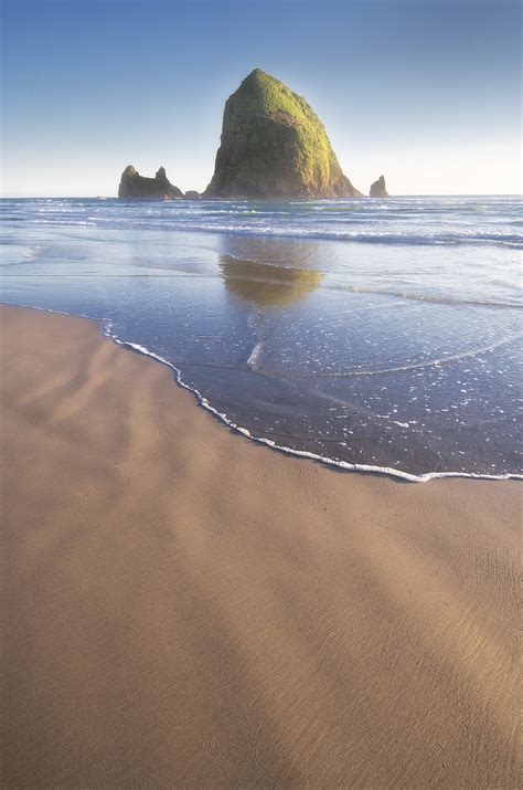 Pictures of Cannon Beach in Oregon - Franklin Arts