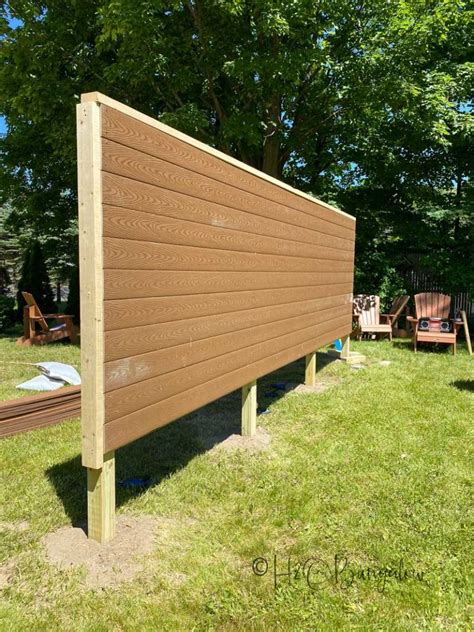 How To Build A Diy Outdoor Privacy Screen H2obungalow