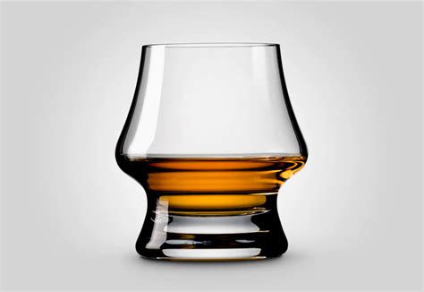 The 12 Best Whiskey Glasses Of 2022 Reviewed Robb Report Robb Report