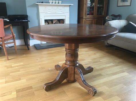 Extending Round Pedestal Dining Table In Sheffield South Yorkshire
