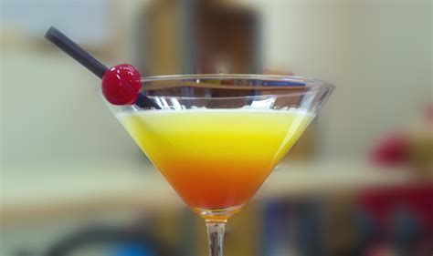The modern drink originates from sausalito, california. Classic cocktail recipe - Tequila Sunrise | Summer cocktail