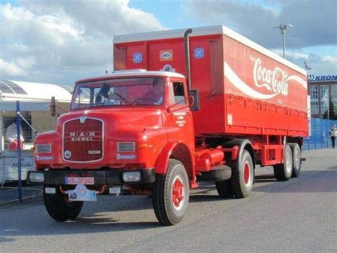 Collectible 2002 coca cola truck tin 10x3.5x4 free shipping. Pin op Coca-cola and other beverage trucks