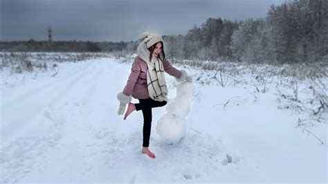 Alina Walking Barefoot On Snow And Making Snowman Barefoot On Snow Girl On Snow Barefoot