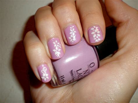 The Beauty B Easy Nail Design