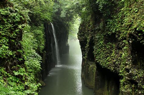 Takachiho Gorge Japan Web Magazine Takachiho Cool Places To Visit