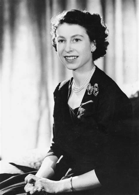 Take a walk down memory lane and see how a young elizabeth began making her mark right from the start, plus a few fun facts about your favorite queen. Elizabeth II | Biography, Family, Reign, & Facts | Young ...