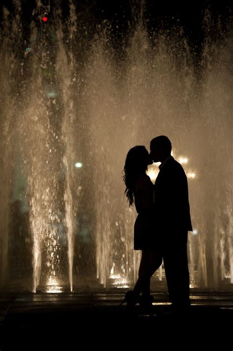 Do A Night Engagement Shoot For Silhouette Pictures Love This Idea Imagens Românticas