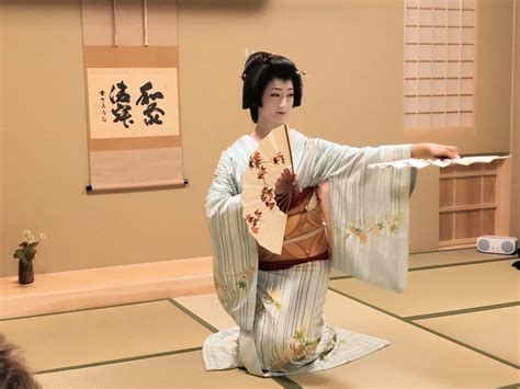 Japanese Traditional Dance Tea Ceremony Japan Experiences MAIKOYA