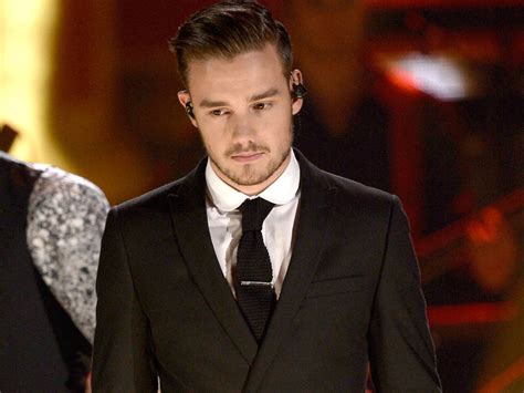 Liam Payne One Direction Singer Denies Nude Gay Leaked Photos Are Him Insists He Isnt