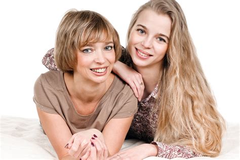 Mother And Daughter Mac Makeover And Photoshoot Session In London