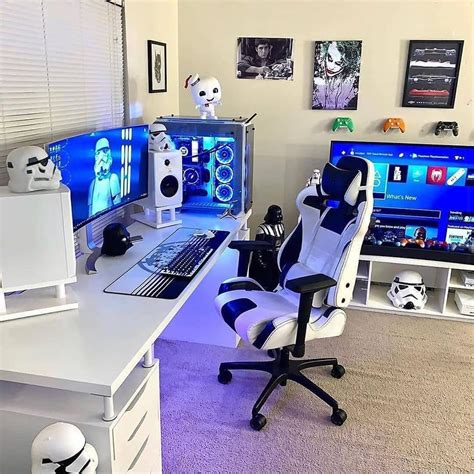 Are you a gamer and in need of the best gaming desk which will be stable, robust and give you a lot of extra necessary space for gaming? 8 Cheap Things to Maximize a Small Bedroom | Game room decor, Dream rooms, Game room