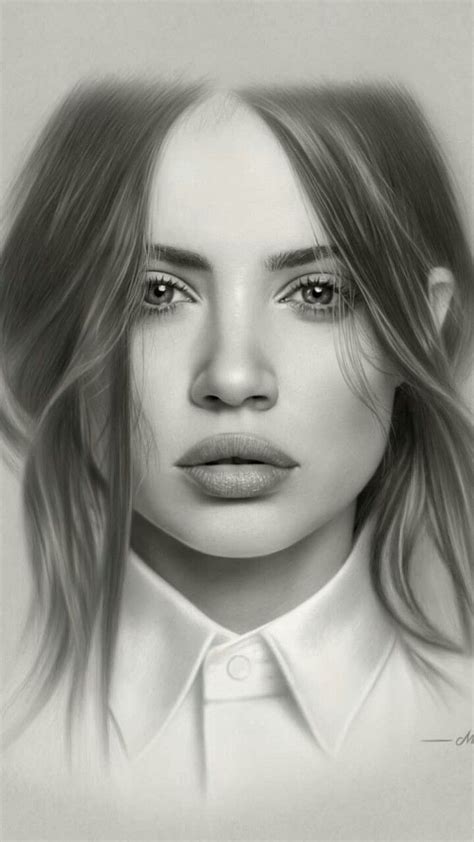 10 Beautiful Female Photo Realistic Drawing Ideas