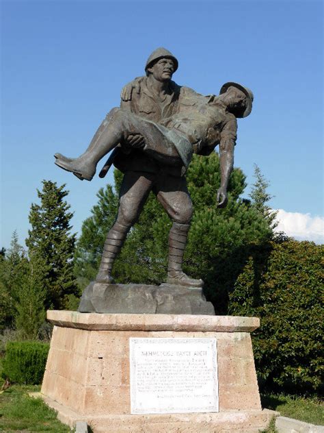 The Moving Statue Of The Fallen Soldier Photo