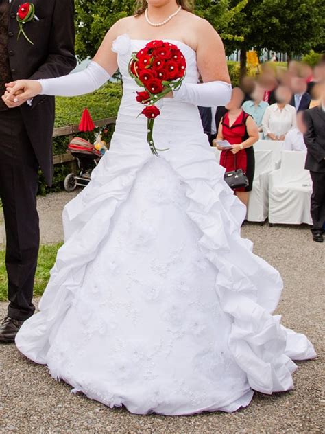 Was kostet ein brautkleid und warum? Traum in Weiss - Brautkleid gebraucht Occasionen
