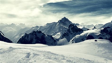 29 Snowy Mountains Wallpapers On Wallpapersafari