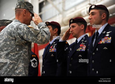 Bronze Star With Combat V Hi Res Stock Photography And Images Alamy