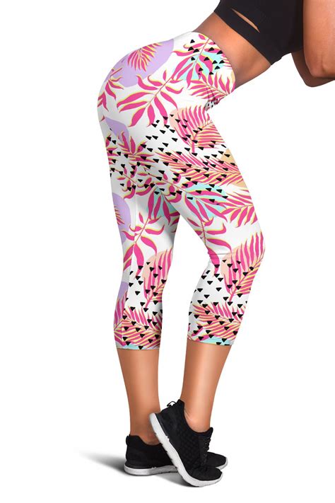 Pink Tropical Palm Leaves Women Capris Jorjune