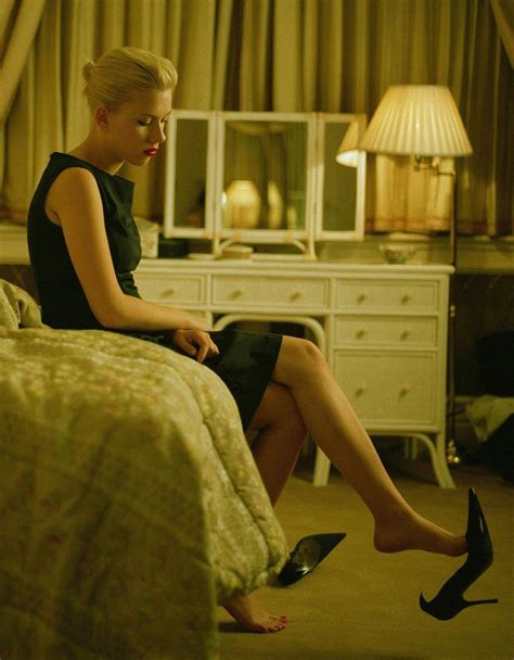 Pin By Brian Gomes On Scarlett Johansson Scarlett Johansson Legs
