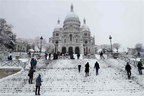 Paris Snow Even Winter Misery Looks Better In France
