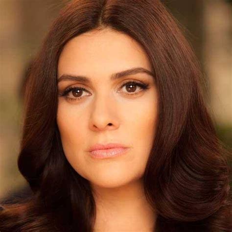 Berg Zar Korel Isnt She Lovely Turkish Beauty Turkish Actors Beauty