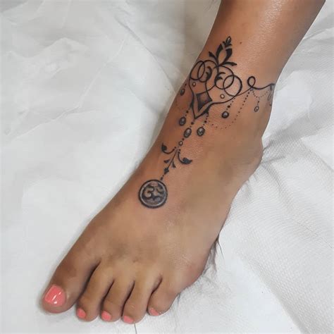 Step Up Your Foot Tattoo Game With These Jaw Dropping Ideas Swiftydragon