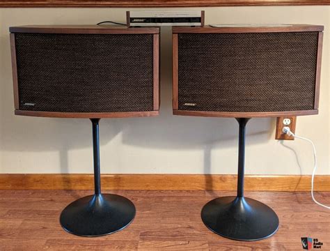 Bose 901 Series Iv Speakers With Equalizer And Stands In Excellent