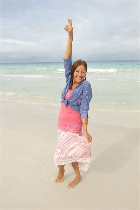 Woman Mature Beach Up Pink Stock Photos Free Royalty Free Stock
