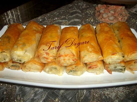 Baklava Yufkasından Peynirli Börek Tarifi Baklava Yufkasından Peynirli