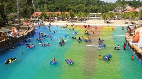 Experience the longest, highest, largest and widest. TravelloGue E-Tourism: 5 Taman Tema Air Terbaik di Malaysia