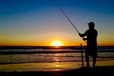 Night Beach Fishing With Beer And Snacks Perth Adrenaline