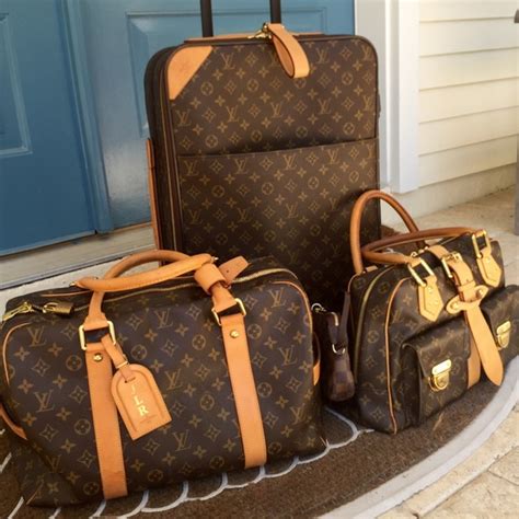Louis Vuitton Mens Luggage Set
