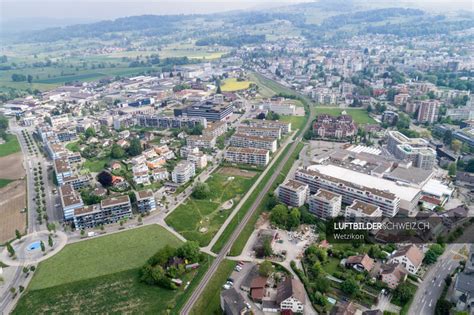Agatha in dietikon im kanton zürich6 glockenstimmung: Luftaufnahme Wetzikon ZH Stadt - Luftbilder Schweiz